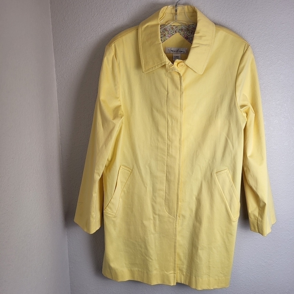 I Madison Pale Yellow Coat Jacket Hidden Button Closure Women's Size XL